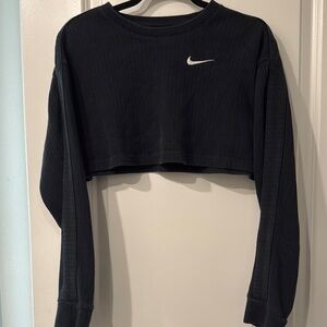 Cropped Nike Sweatshirt